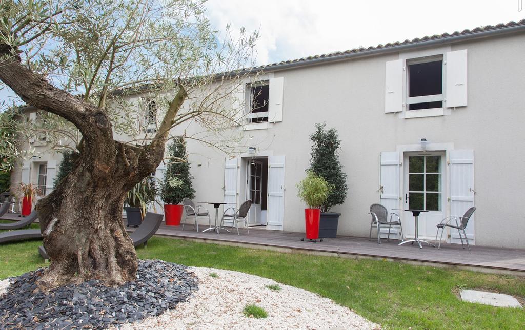 Logis Auberge De La Riviere Les Velluire-sur-Vendee Eksteriør bilde